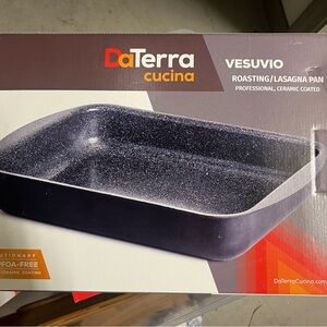 BRAND NEW IN BOX Vesuvio Deterra Cucina professional Roasting/Lasagna pan